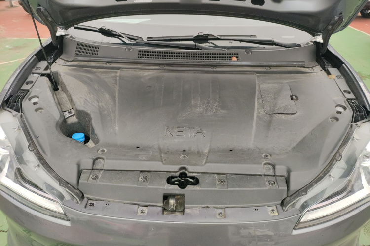 哪吒汽车 哪吒V 2023 汽车图片 #22