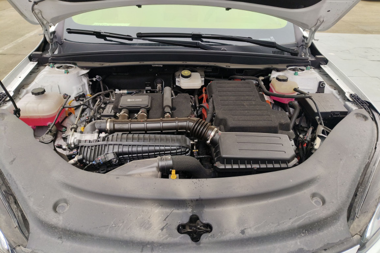 BYD Seal 05 DM-i 2025 car image #22