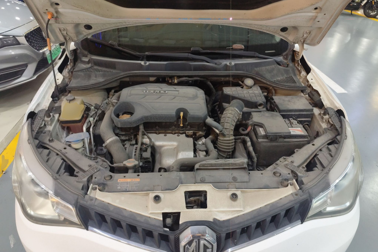 MG GT 2016 imagen de coche #22