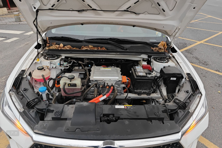 BYD e2 2022 imagem de carro #22