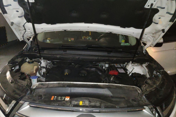 Ford Edge 2018 immagine di auto #22