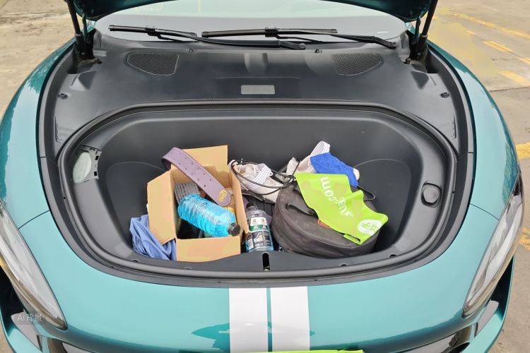 MI SU7 Ultra 2025 car image #22