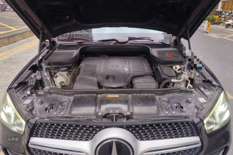 Mercedes-Benz GLE Class 2020 car image #22