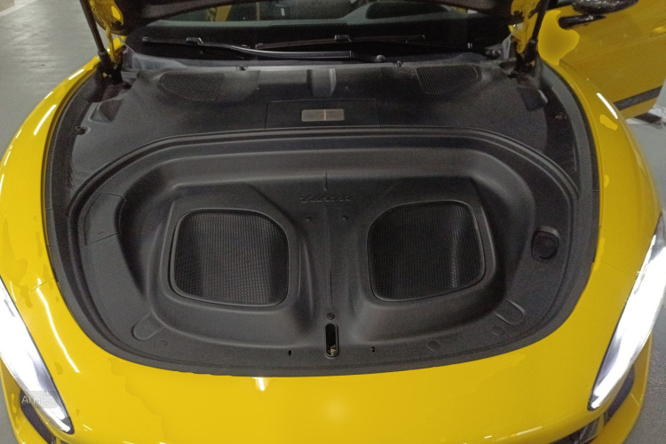 MI SU7 Ultra 2025 immagine di auto #22