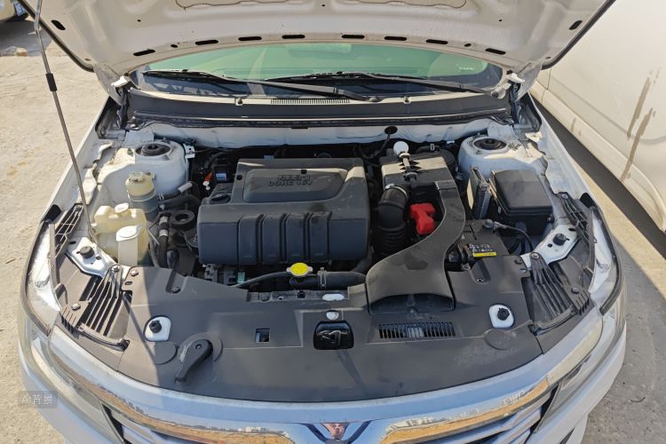 Soueast A5 Wing Dance 2018 car image #22