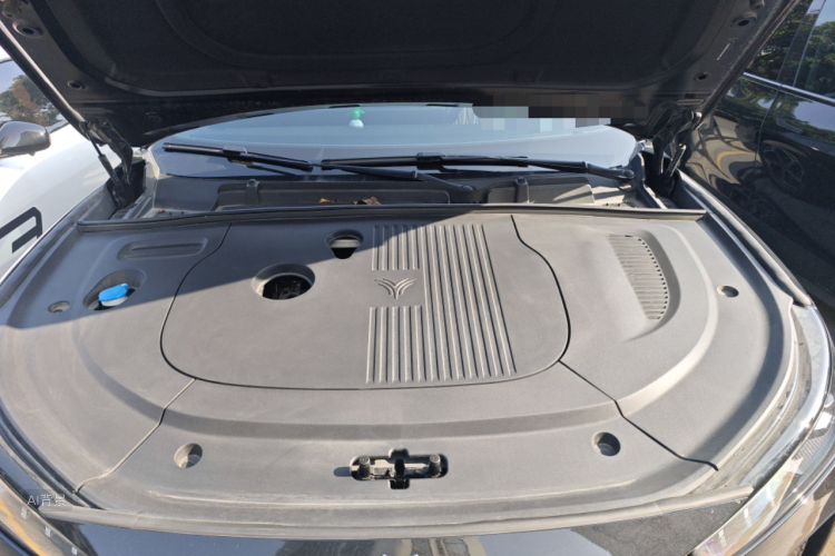 哪吒汽车 哪吒L 2024 汽车图片 #22