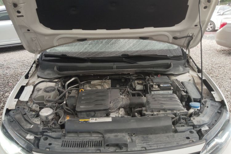 Polo 2020 car image #22