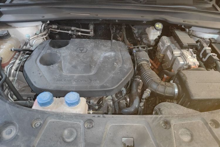 Changan UNI-K iDD 2022 car image #22