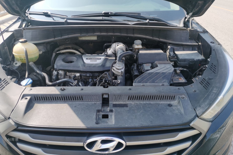 Hyundai Tucson 2016 immagine di auto #22