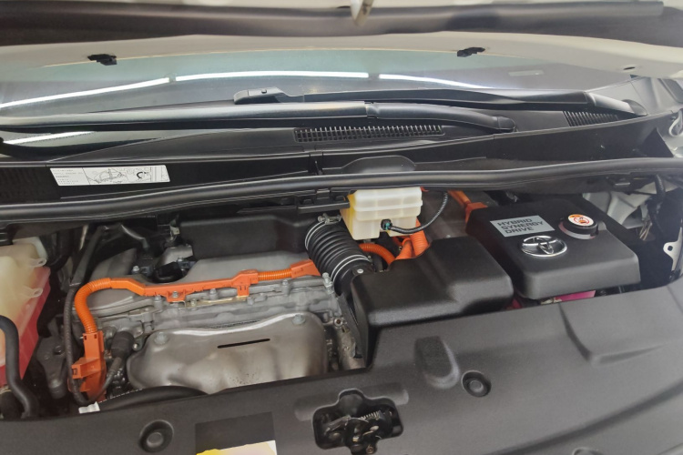 Toyota Alphard 2022 car image #22