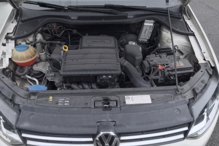 Polo 2015 car image #22