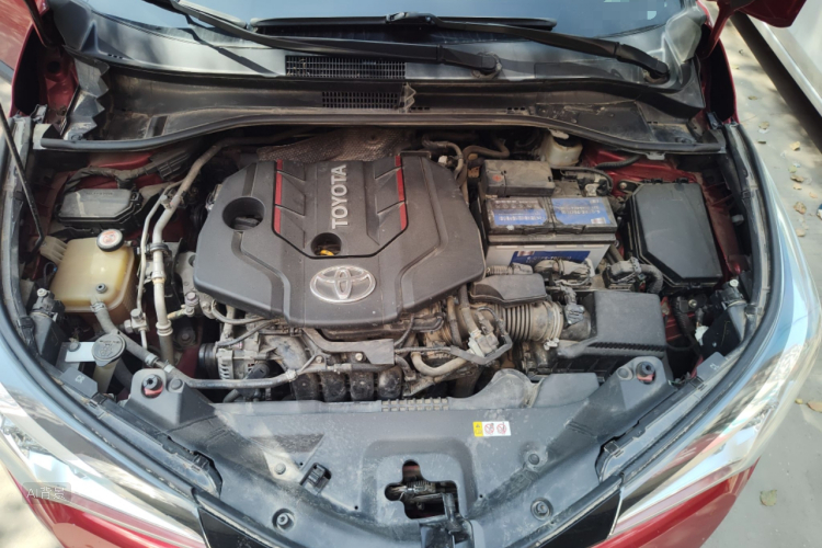 Toyota C-HR 2019 immagine di auto #22