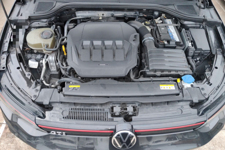 Volkswagen GolfGTI 2021 immagine di auto #22