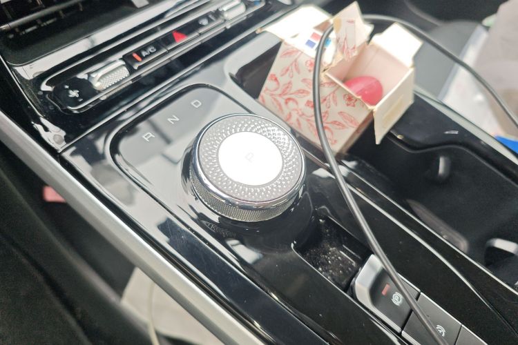 Wuling Starlight 2024 car image #22