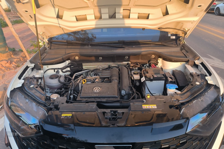 VS5 2025 car image #22