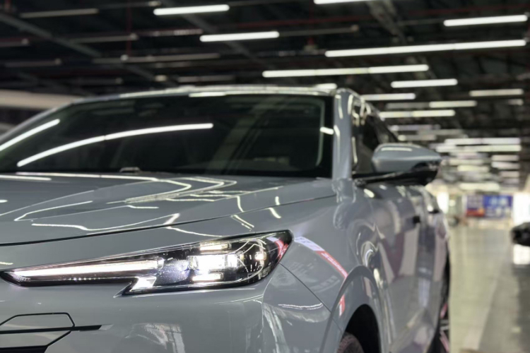 Changan UNI-K iDD 2022 immagine di auto #22