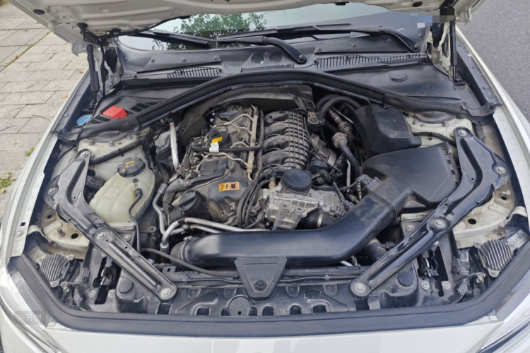 BMW M2 2018 изображение автомобиля #22