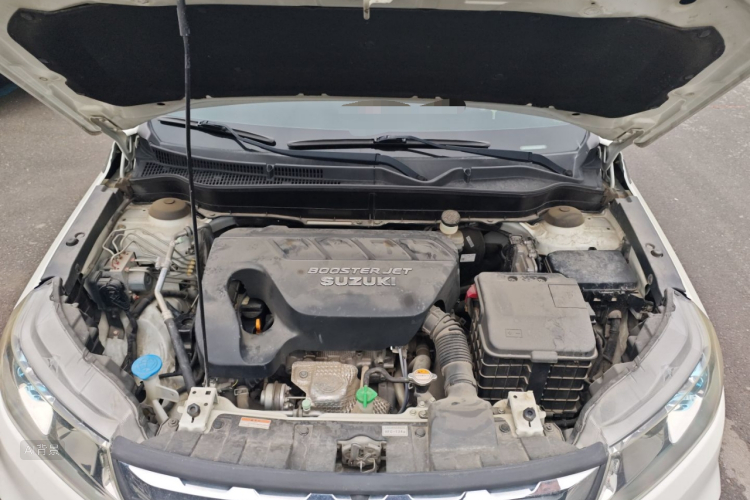 Suzuki Vitara 2018 изображение автомобиля #22