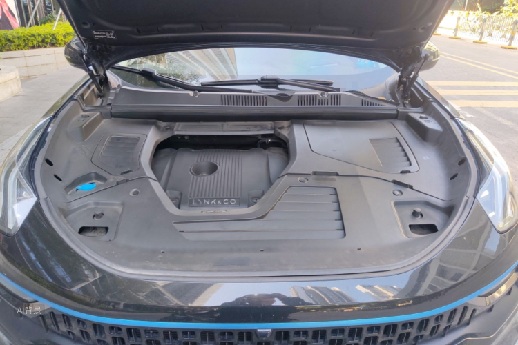 Lynk & Co 05 2020 car image #22