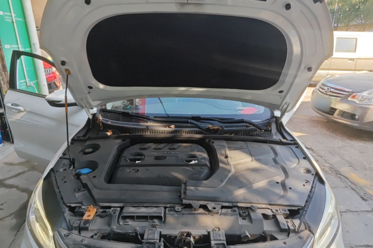 GEELY Binray 2020 car image #22