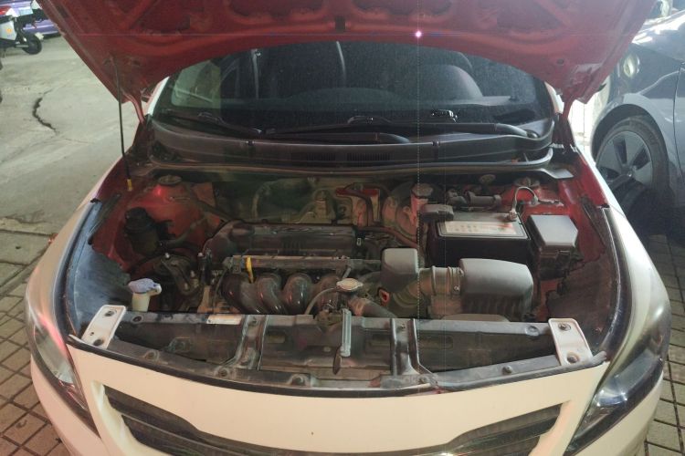 Hyundai Reina 2016 car image #22