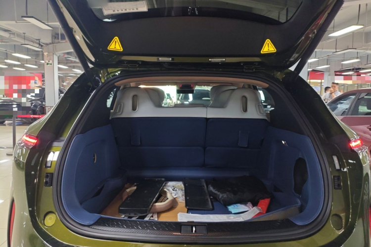 Avatr 07 2024 immagine di auto #22