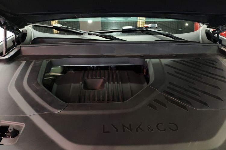 Lynk & Co 900 2025 #22 Lynk & Co 900 2025 car image #22