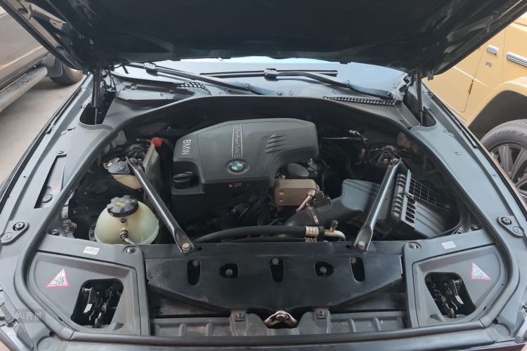 BMW 5 Series 2015 #22 BMW 5 Series 2015 car image #22