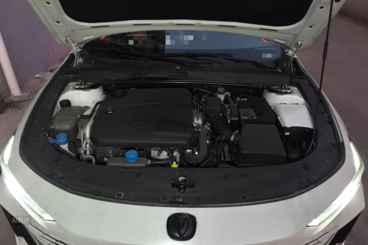 Changan UNI-V 2022 immagine di auto #22