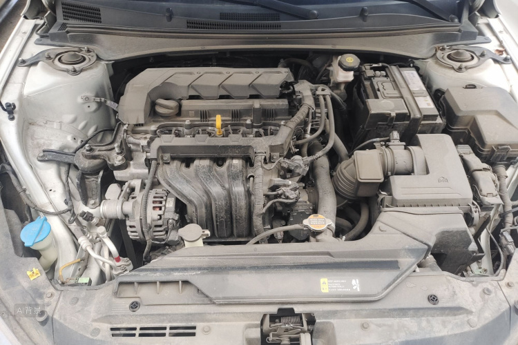 Hyundai Elantra 2021 immagine di auto #22