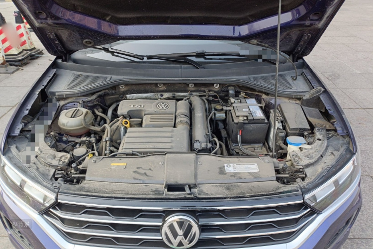 Volkswagen T-Roc 2019 car image #22