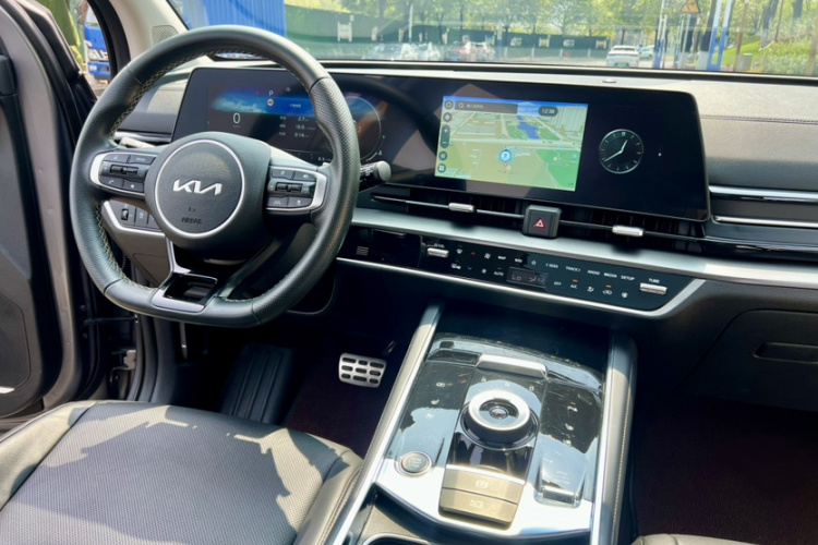 起亚 狮铂拓界 2022 汽车图片 #22