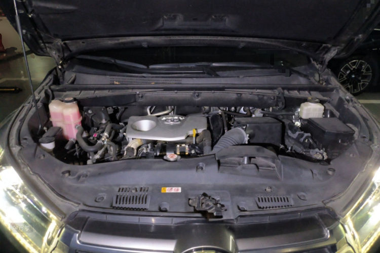 Toyota Highlander 2019 image de voiture #22