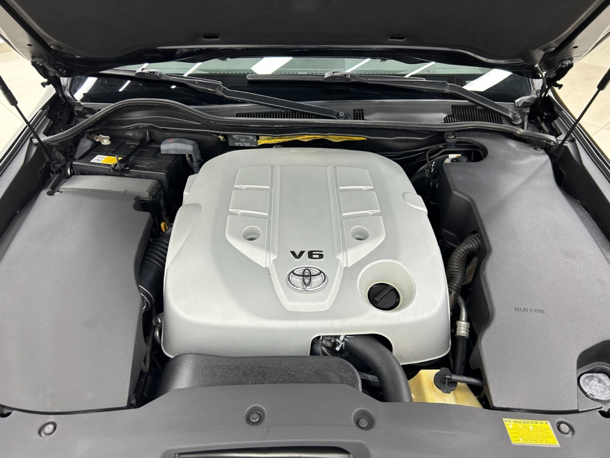 丰田 皇冠 2010 汽车图片 #22