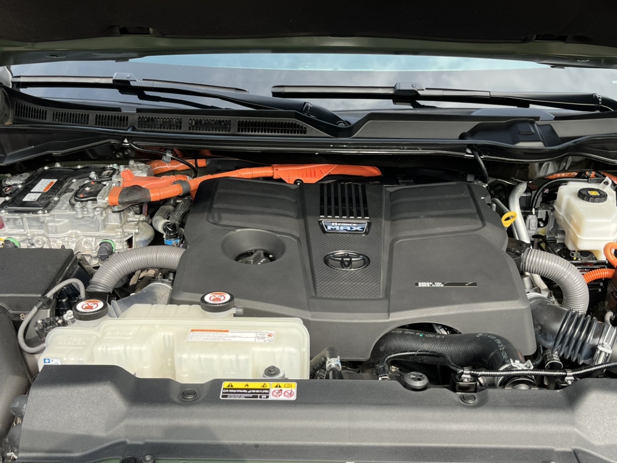 Toyota Sequoia 2023 #22 Toyota Sequoia 2023 imagen de coche #22