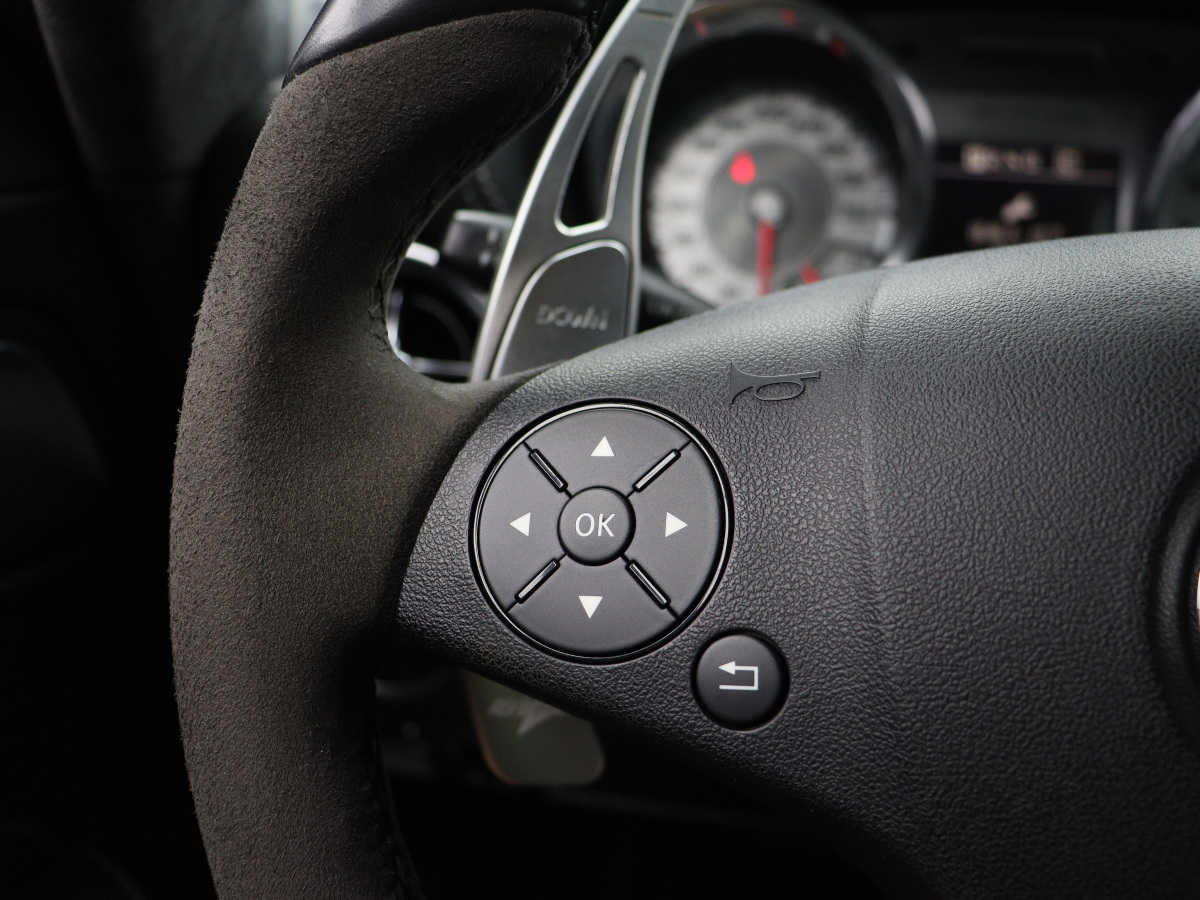 Mercedes-Benz SLS AMG 2013 #22 Mercedes-Benz SLS AMG 2013 car image #22