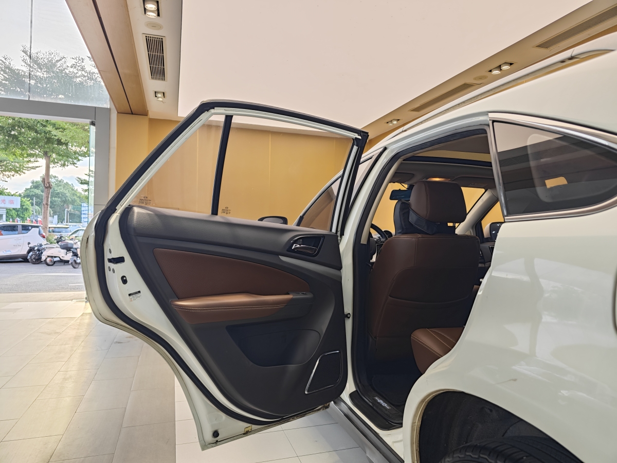 BYD S7 2015 car image #22