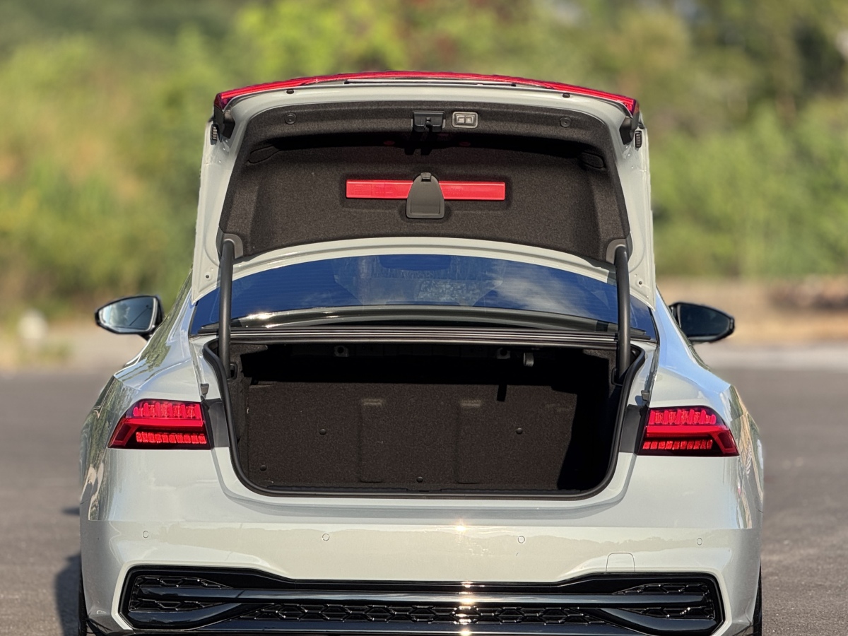 Audi A7L 2024 car image #22