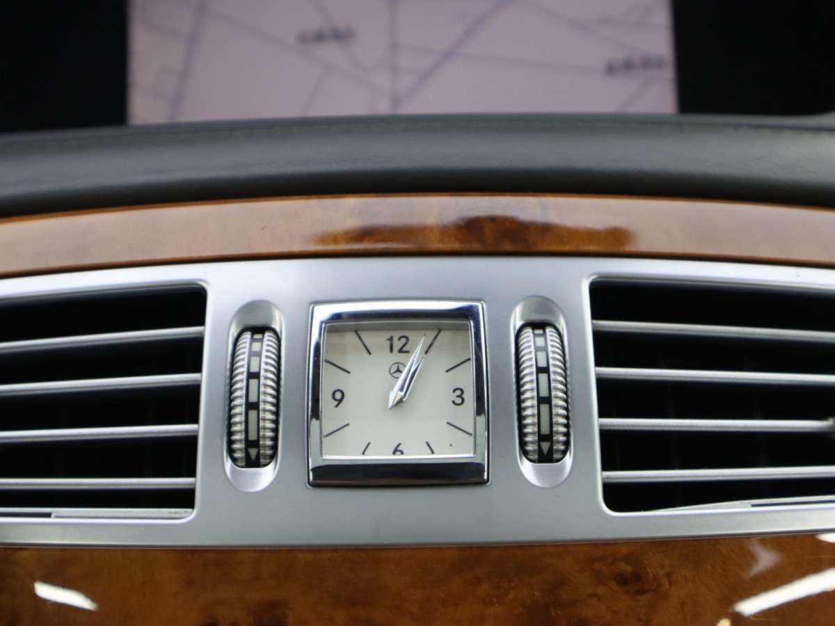 Mercedes-Benz CL Class 2009 car image #22