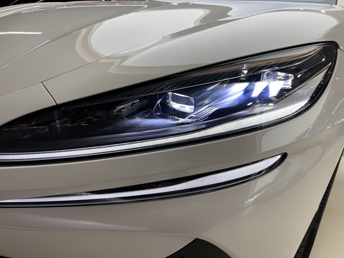 Denza Z9GT 2024 #22 Denza Z9GT 2024 car image #22