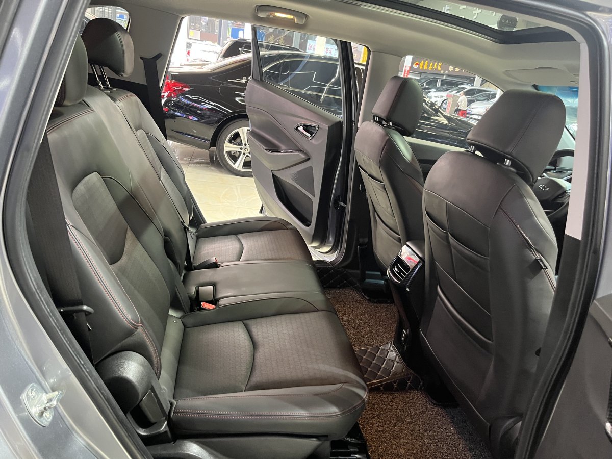 Chevrolet Orlando 2020 car image #22