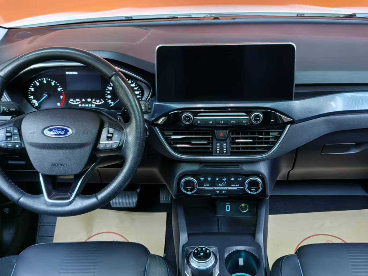 Ford Focus Active 2019 immagine di auto #22