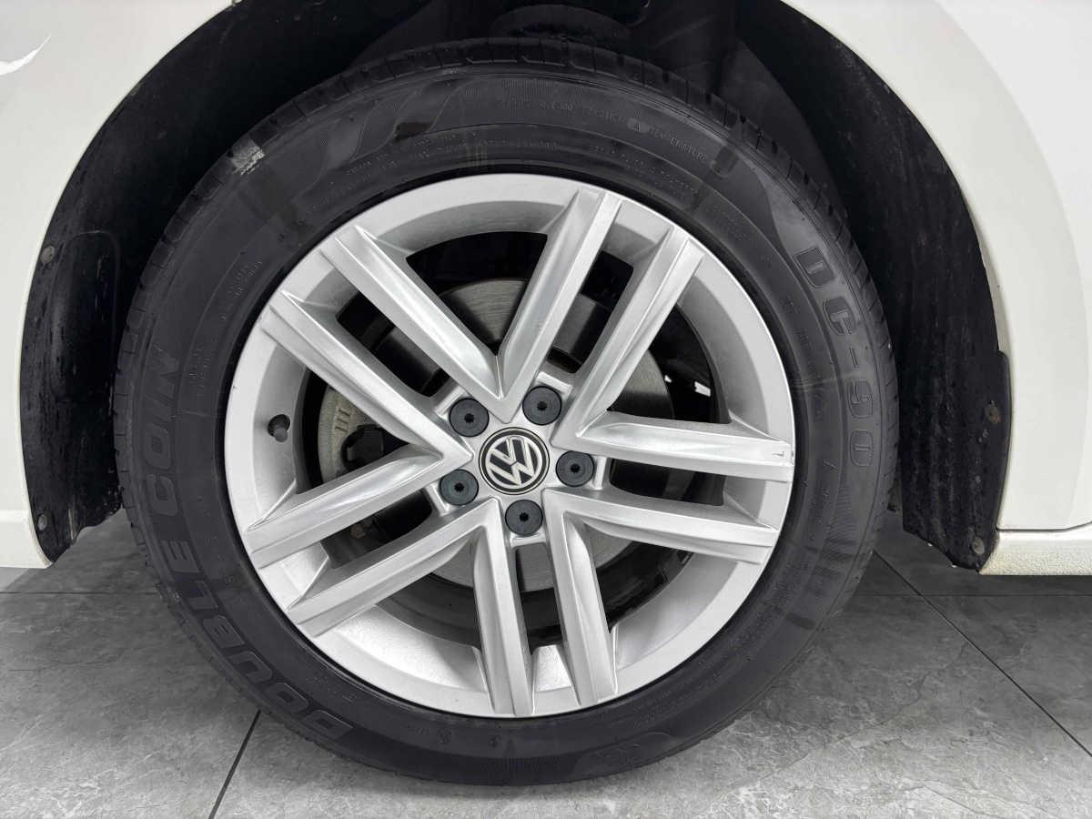 Volkswagen Gran Lavida 2017 #22 Volkswagen Gran Lavida 2017 car image #22