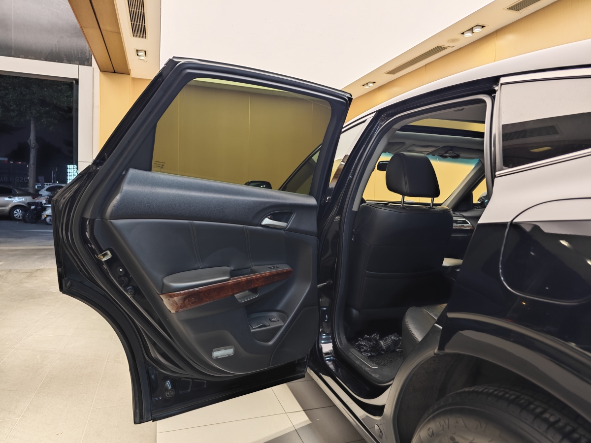 Honda CROSSTOUR 2011 car image #22