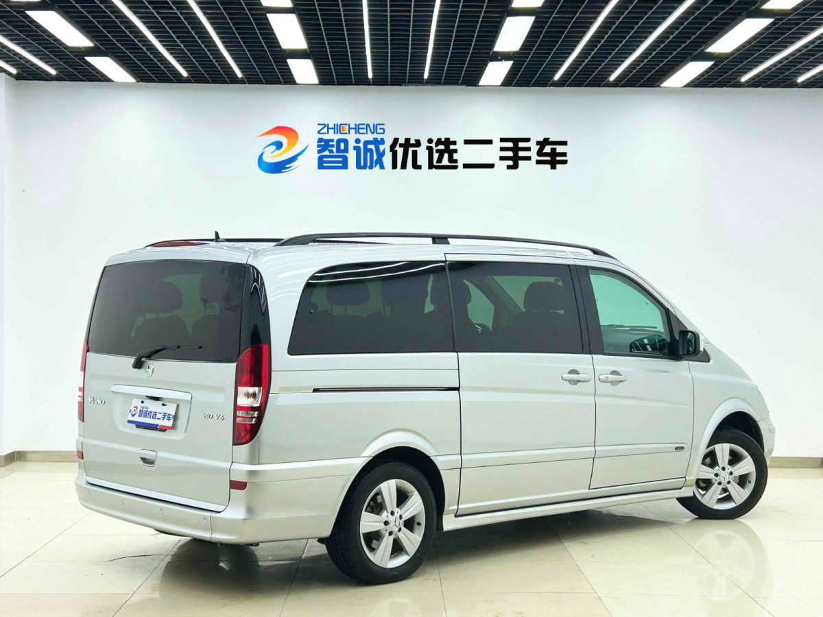 Mercedes-Benz Viano (Imported) 2014 car image #22