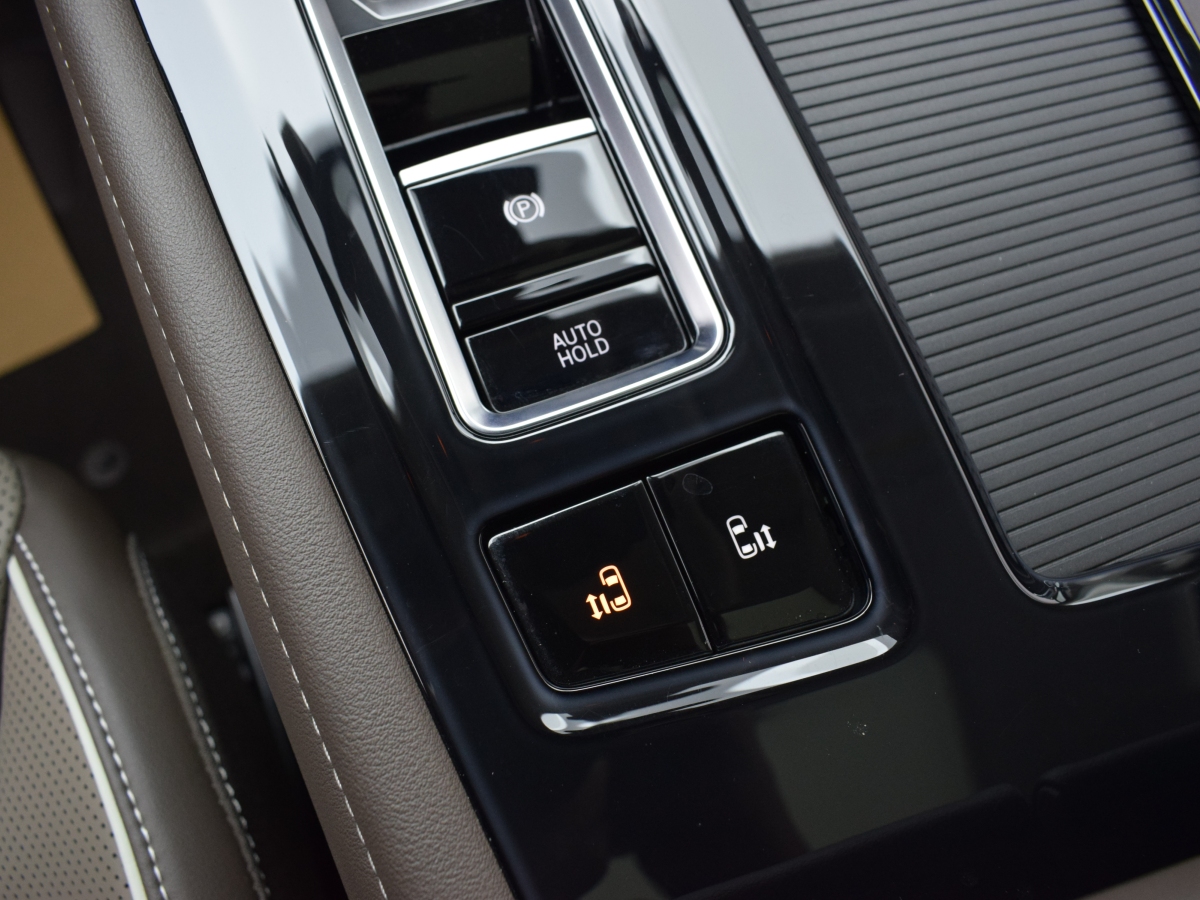 Volkswagen Viloran 2024 #22 Volkswagen Viloran 2024 car image #22