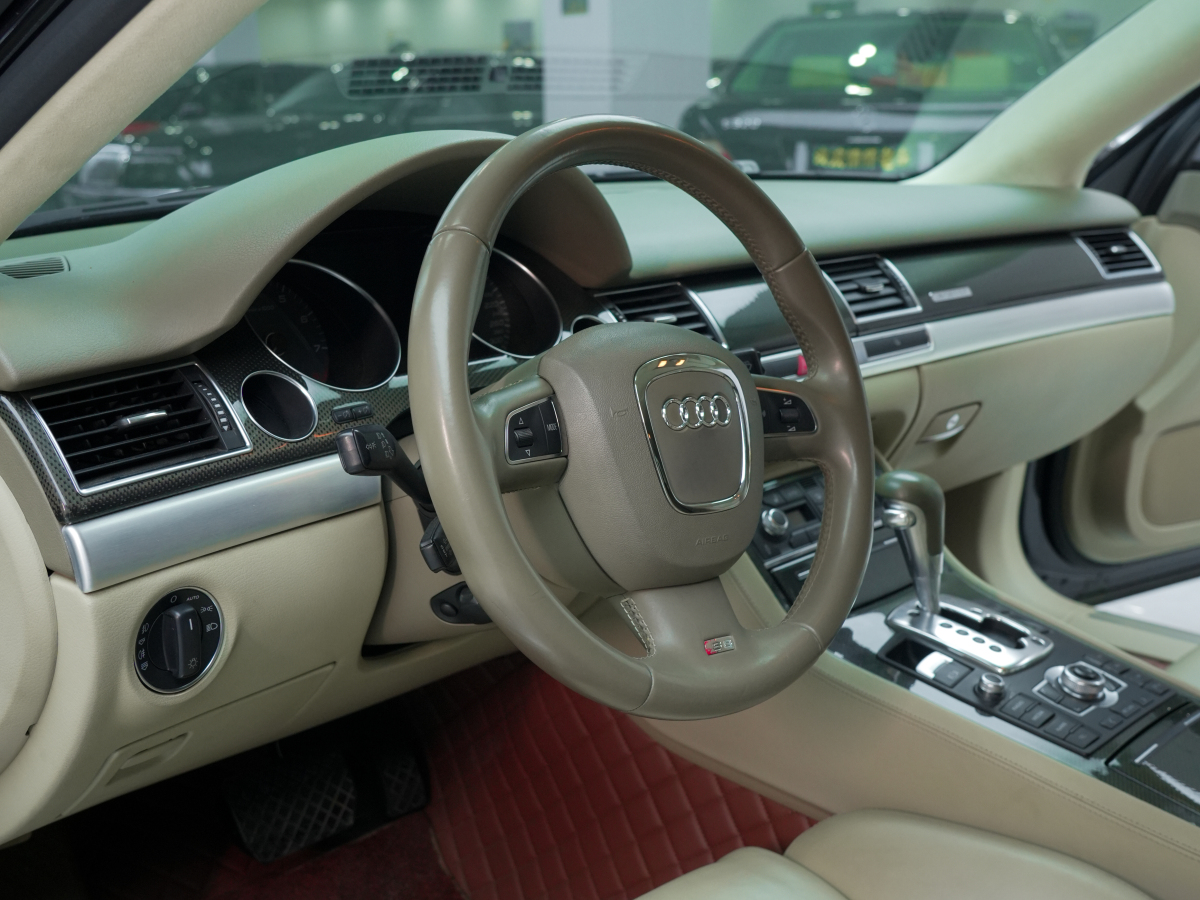 Audi S8 2009 car image #22