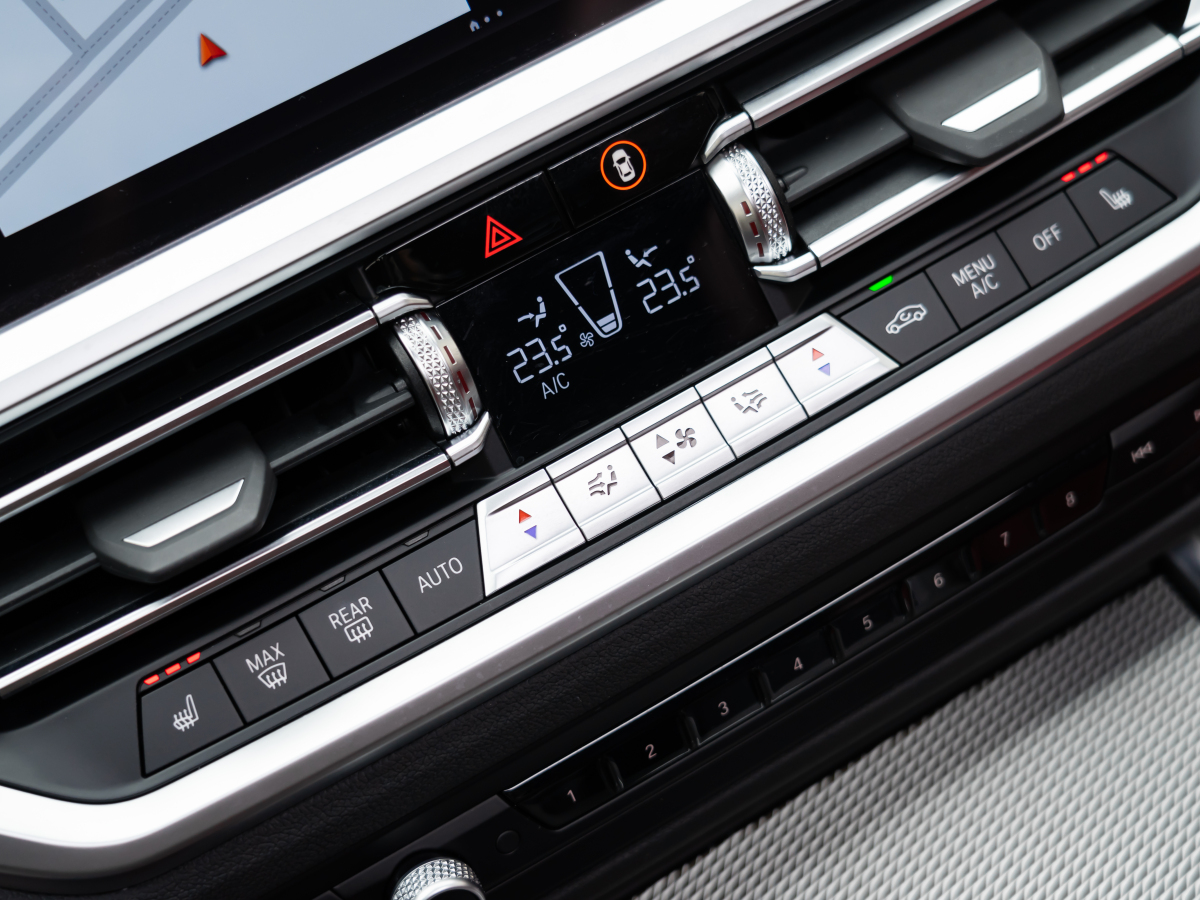 BMW 4 Series 2022 immagine di auto #22