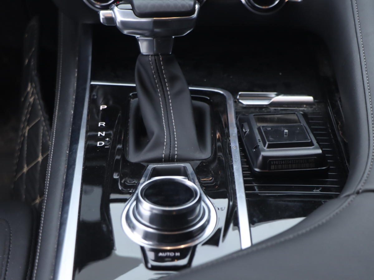 Changan CS95 2019 #22 Changan CS95 2019 car image #22