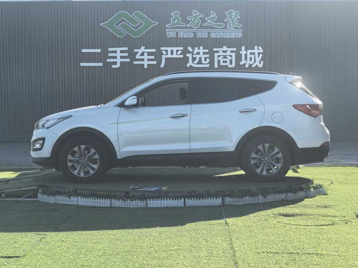 Hyundai Santa Fe 2014 #22 Hyundai Santa Fe 2014 car image #22